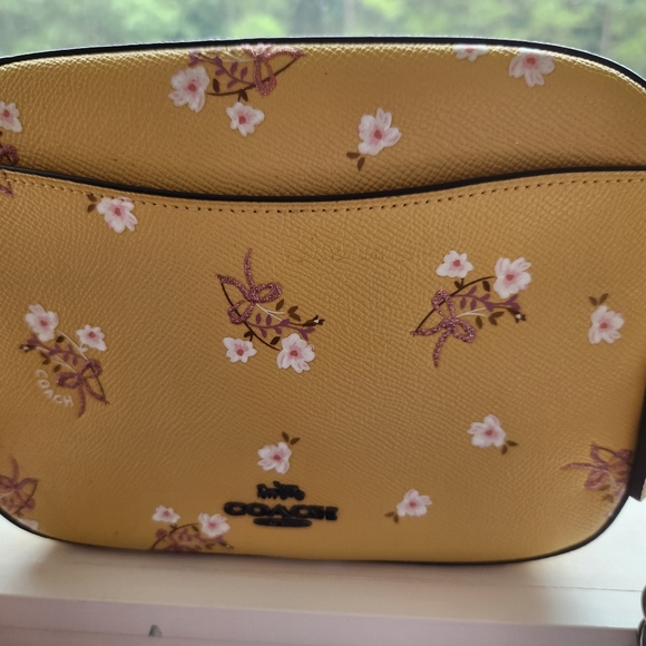 COACH Floral Bow Camera Bag Yellow - Picture 1 of 11